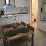 U-casone Apartment *