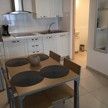 U-casone Lägenhet *